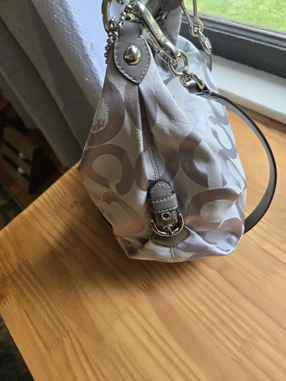 Coach Optic Signature Hobo Bag in Light Grey